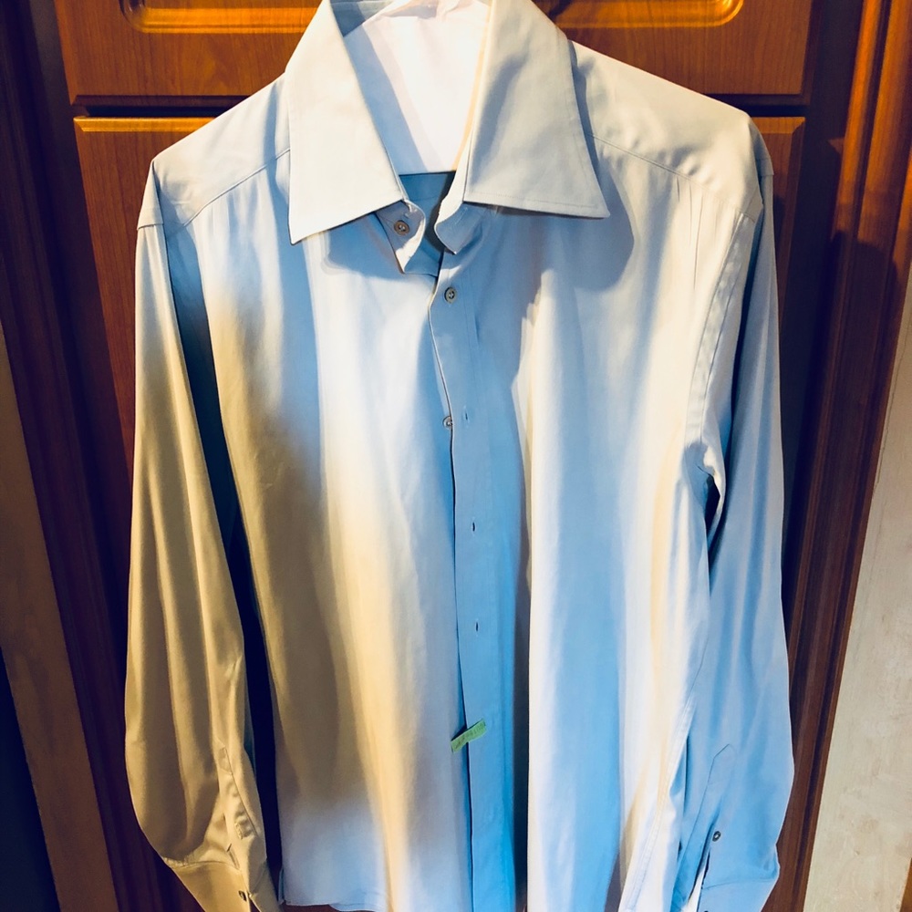 Gucci men’s casual or dressy light blue shirt L